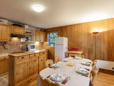 Küche und Essbereich