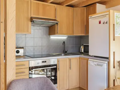 Vollständig ausgestattete Küche