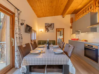 Küche und Essbereich