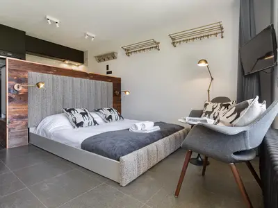 Mehrzweck-Auszieh- und Schiebebett