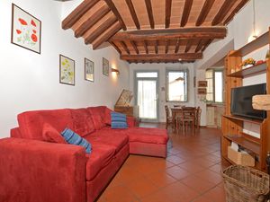 23707556-Appartement-4-Asciano-300x225-3