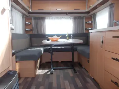 Rundsitzecke ausbaubar zum Schlafen