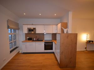 23671481-Appartement-3-Aurich-300x225-3