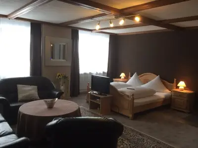 Wohn-/Schlafraum App4