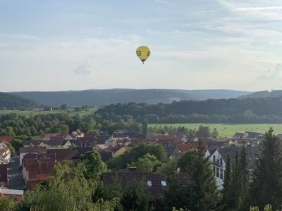 Heißluftballon im Saaletal