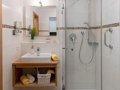 Typ D, E + SonnenBad