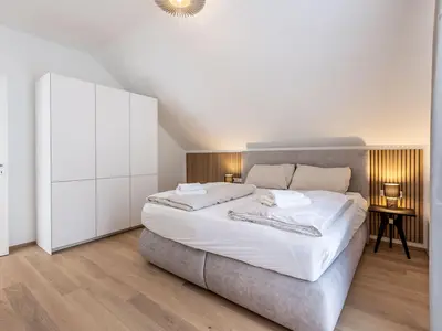 Suite 8 - Thörl 162-6