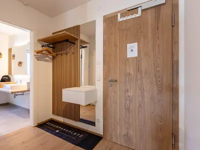 Suite 1 - Thörl 162-1