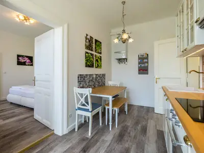 Apartment Anja, von Küche zum Schlafzimmer