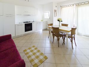 23707970-Appartement-6-Baja Sardinia-300x225-3