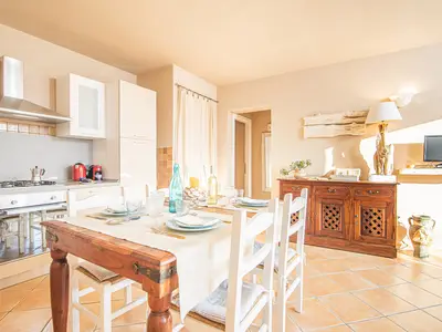 Küche und Essbereich