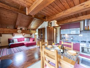 24044606-Appartement-4-Bardonecchia-300x225-4