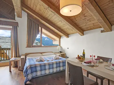 Schlafsofa (Schlafbereich für Studio)