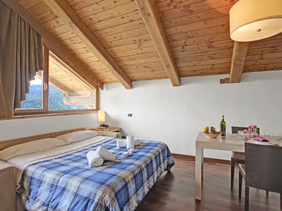 Schlafsofa (Schlafbereich für Studio)