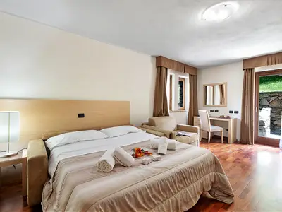 Schlafsofa (Schlafbereich für Studio)