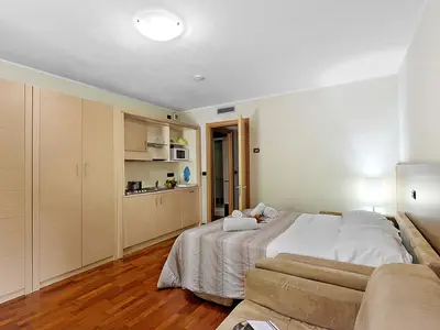Schlafsofa (Schlafbereich für Studio)