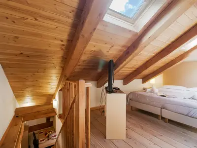 Schlafsofa (Schlafbereich für Studio)