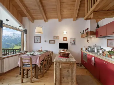 Küche und Essbereich