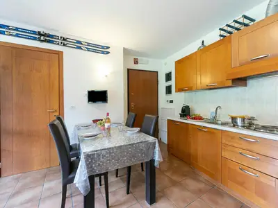 Küche und Essbereich