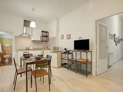 Küche und Essbereich