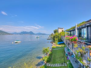 23708522-Appartement-6-Baveno-300x225-0