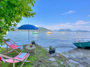 23708522-Appartement-6-Baveno-300x225-2