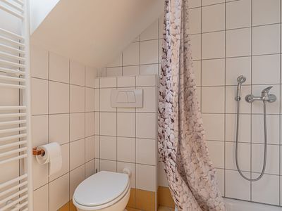 Badezimmer mit Dusche