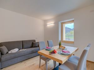 23993276-Appartement-2-Bormio-300x225-5