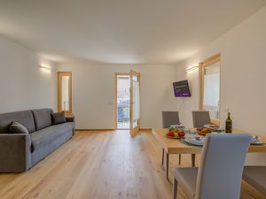 23993278-Appartement-4-Bormio-300x225-3