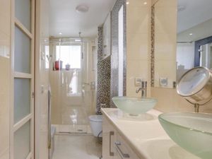 24019623-Appartement-4-Cannes-300x225-3