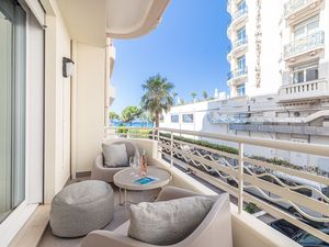 24047567-Appartement-4-Cannes-300x225-1