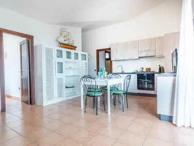 Küche und Essbereich