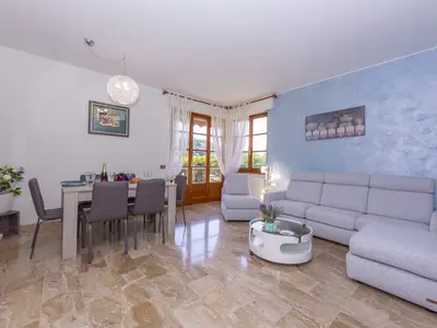 Wohn- und Esszimmer