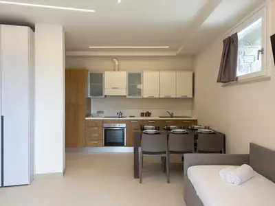 Küche und Essbereich