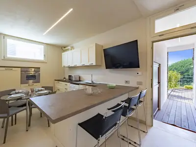 Küche und Essbereich