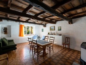 23708129-Appartement-4-Caslano-300x225-2