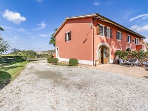 23893370-Appartement-3-Castelfiorentino-300x225-4