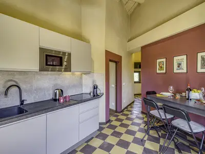 Küche und Essbereich