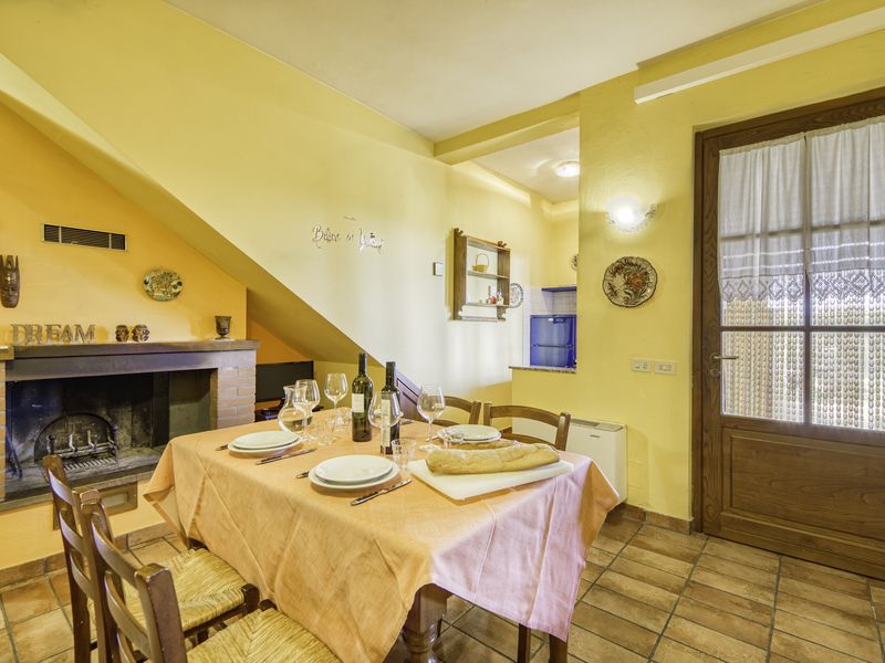 23706888-Appartement-4-Castiglione Del Lago-800x600-2