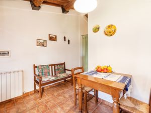 23706891-Appartement-2-Castiglione Del Lago-300x225-5