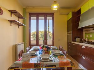 23976035-Appartement-6-Catania-300x225-4