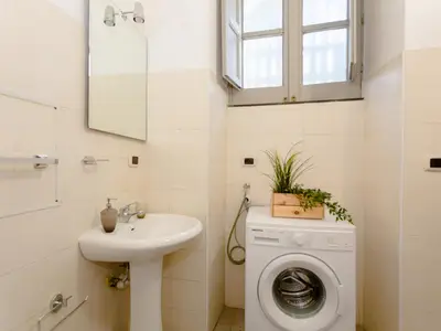 Badezimmer mit Dusche