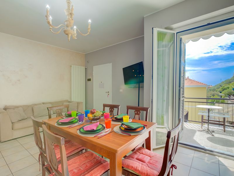 24038559-Appartement-6-Cervo-800x600-1