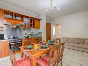 24038559-Appartement-6-Cervo-300x225-3