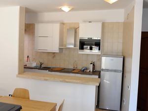 23706883-Appartement-3-Cetara-300x225-2