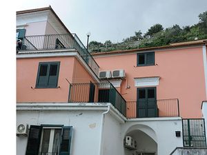 23706883-Appartement-3-Cetara-300x225-3