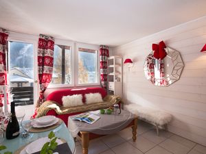 23706278-Appartement-4-Chamonix-Mont-Blanc-300x225-2