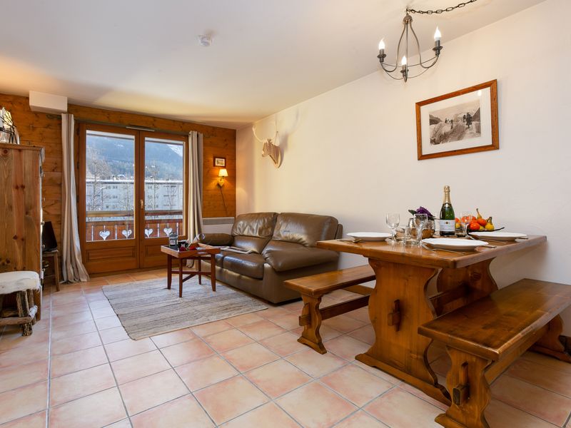 23706399-Appartement-4-Chamonix-Mont-Blanc-800x600-2