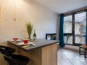 23706543-Appartement-2-Chamonix-Mont-Blanc-300x225-1