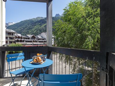 Balkon mit Bergblick